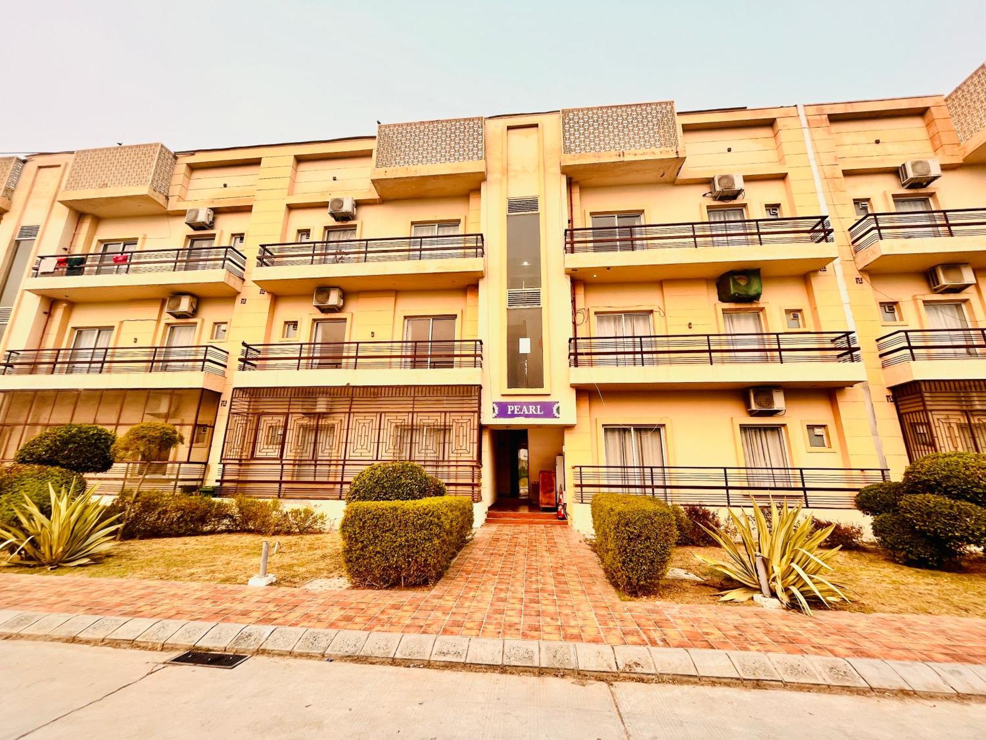 Pearl Grand Boutique Cottage In Omaxe Anandam Vrindavan - #Premium Ac Rooms With Balcony #Big Parking #Lift #Garden #Peaceful Area #Near Prem Mandir #Property Of The Year #Most Awarded エクステリア 写真